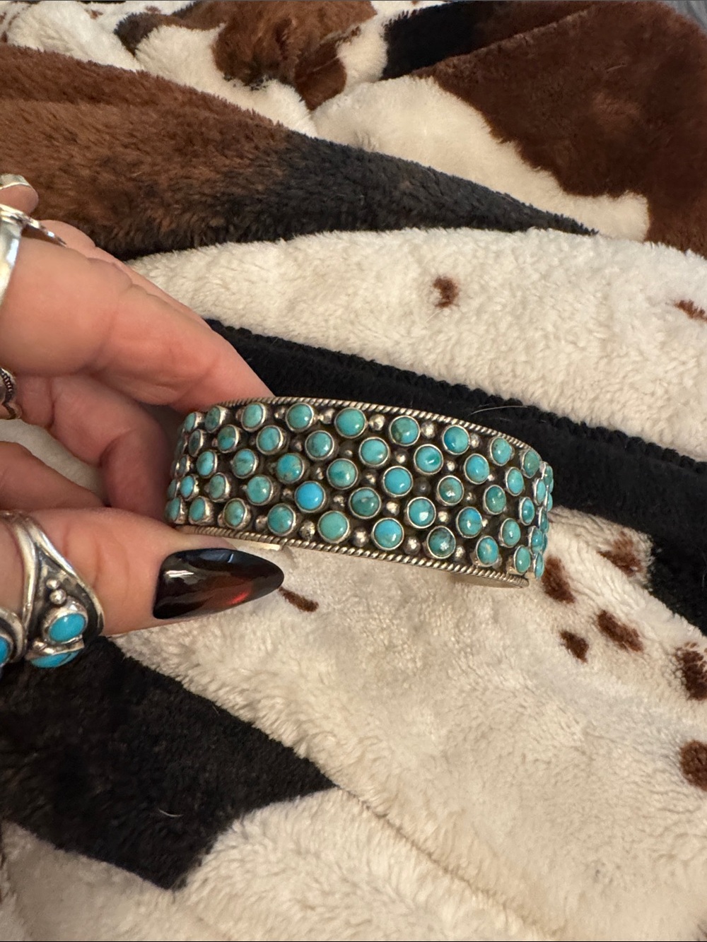 Kingman Turquoise Stone Cluster Silver Cuff Bracelet - 925 silver Women Jewelry